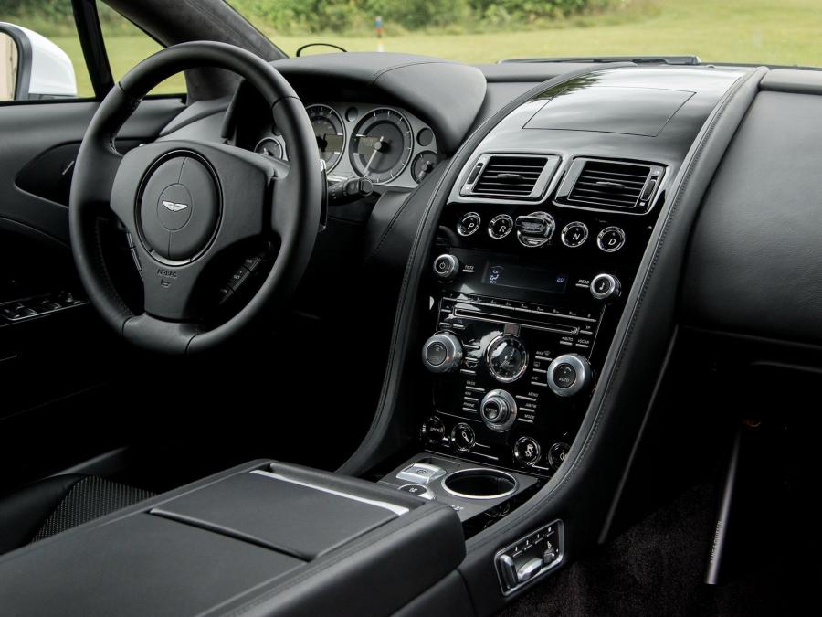 Торпедо Aston Martin Rapide S 2013 года  (фото 67 из 69)